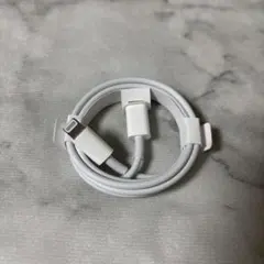 【新品未使用】iPhone 純正　充電器　ケーブル　ライトニング　白