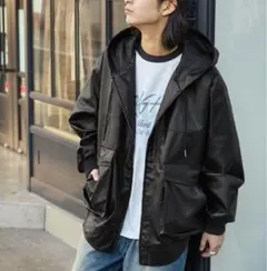 オーバーサイズ フード付きレザージャケット ブラック