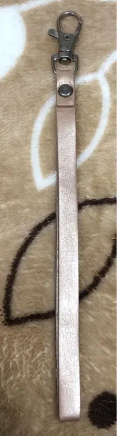 ピンク 合成皮革 ストラップ クリンチ金具