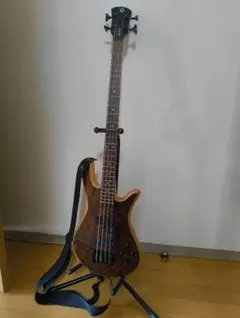 Item thumbnail for item 1b75c875-6cd9-4a92-8336-a2e39bd7e73f