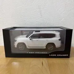 トヨタ ランドクルーザー ミニカー ホワイト 1/30スケール