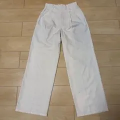 GU ストレートパンツ スラックス ホワイト Mサイズ