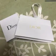 Dior ギフトバッグ ホワイト