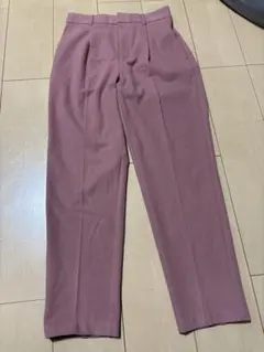 新品タグ付きGU キモウタックテーパードパンツM