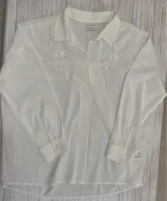 お値下げしました　earth music & ecology ブラウス