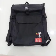 スヌーピー刺繍付き黒リュック