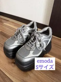 emoda 厚底スニーカー ★傷等なし★ お値下げ可能のサムネイル