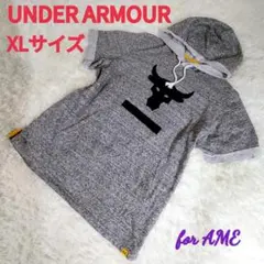 美品✨️アンダーアーマー　半袖パーカー　XL・カンガルーポケット・ストレッチ生地
