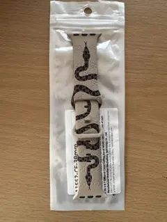 AppleWatch用　 コーヒー色 蛇模様バンド　38/40/41mm