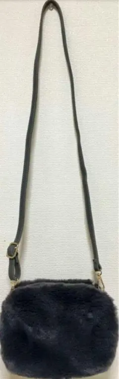 ファーバッグ ショルダー　もこもこ　ふわふわ 16×22×10