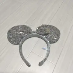 【美品】ディズニーカチューシャ　ミニー　リボン　シルバースパンコール
