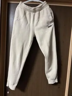 PUMA ベージュ スウェットパンツ XSサイズ 美品