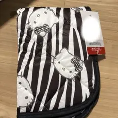 新品 ハローキティ　枕パッド　ゼブラ柄　ブラック　サンリオ　アベイル