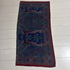 花柄と幾何学模様のストール