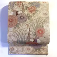 5k1901 袋帯　絹　孔雀　金色　白　赤　紫　緑　花柄　和装　着物