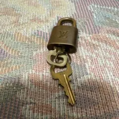 Item thumbnail for item 2ba1c8c9-305b-4c58-93b4-d353e76c46e0