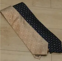 ネクタイ アクアスキュータム