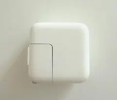 APPLE 純正パワーアダプタ　iPad iPhone用 12W