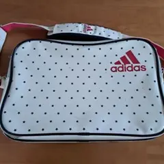アディダス　エナメル　スポーツバッグ