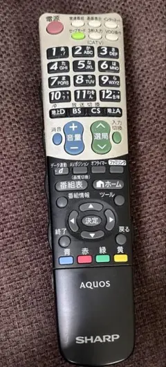 シャープAQUOS ‼️テレビ用リモコン GB047WJSA 本体　⭐︎ジャンク⭐︎のサムネイル