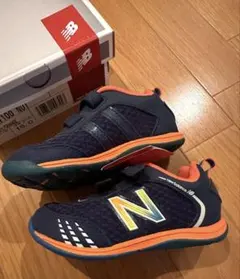 【新品タグ付】New Balance⭐︎15cmキッズスニーカー