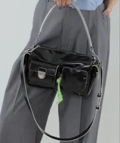 Item thumbnail for item 66a3e940-8c96-4fb1-9754-93efb0f7ecb3