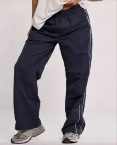 ナイロンパンツネイビー