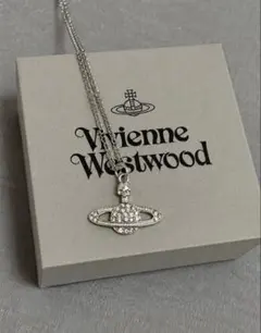 Vivienne Westwood ネックレス