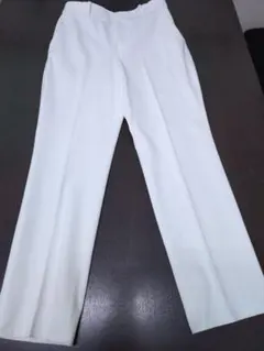 ユニクロ ホワイト スリムフィットパンツ