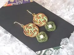 水引ピアス★梅結び+ビーズ付菜の花結び 抹茶カラー 縁起物 プレゼント