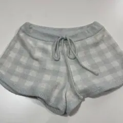 ジェラートピケ　水色と白のチェック柄ショートパンツ