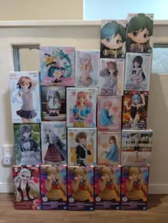 新品未開封　フィギュア　21体　ヒロアカ　鬼滅　フリーレン　無職転生　ミク　他