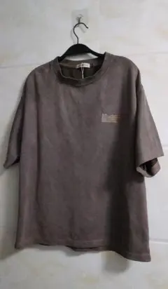 ブラウン オーバーサイズ Tシャツ