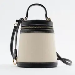ZARA コントラストボックスバッグのサムネイル