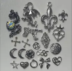 No.115 ネイルパーツ　まとめ売り　デコパーツ　ネイパ
