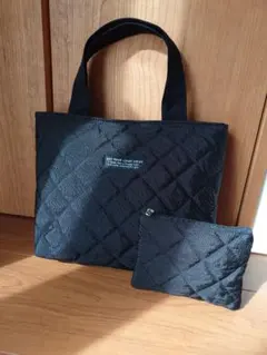 本日のみ限定価格！ハンドメイドブラックキルティングトートバッグとポーチセット