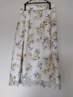 ❤️SALE　花柄スカートのサムネイル
