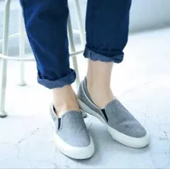 サニークラウズ feat. MoonStar & Shuttle Notes