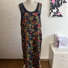 未使用　エプロンドレス　ジャンパースカート