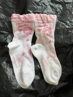 わかめ様専用めちゃモテ委員長Mecha made Dincho キッズソックス