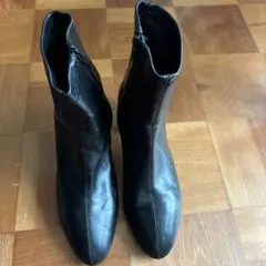 Item thumbnail for item a9136ce7-ab16-4883-a9ad-3d51a21ab136