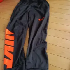 ナイキパンツ