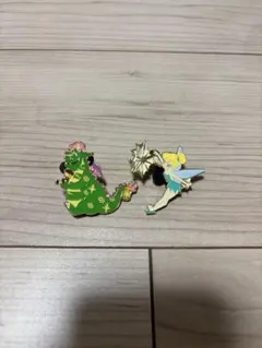 TDR ディズニー　ピンバッジ　ティンカーベル　エリオット　セット