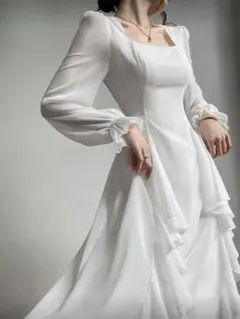 【匿名配送】L ホワイトロングドレス 長袖 白ワンピース