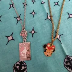 ★東京ディズニーリゾート『ミニーマウス　ネックレス2個セット』★