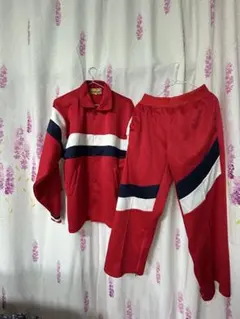 Item thumbnail for item 8d1ae4f5-f9e7-46d7-9c6a-8034c5ec98df