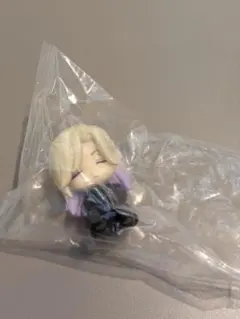 ツイステ ヴィル 肩ズン