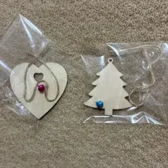 木製クリスマスオーナメント ハート型・ツリー型 鈴付き