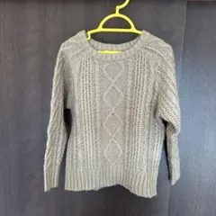 女の子　120㎝　長袖　ニット　セーター　ベージュ　バースデイ　ケーブル編み　冬