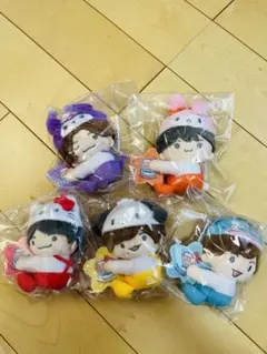 なにわ男子　サンリオコラボ　クリップマスコット